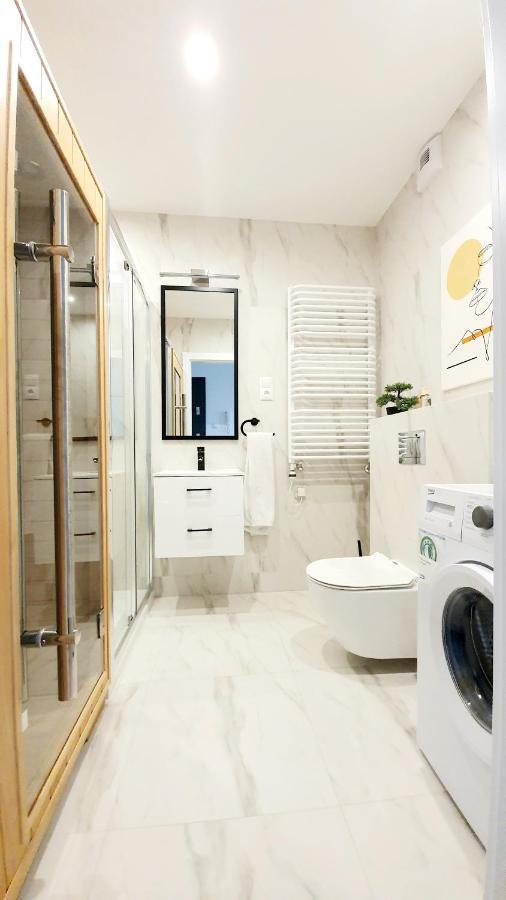 Apartament SONIA *SAUNA*FITNESS*BAREK*GARAŻ* 凯尔采 外观 照片